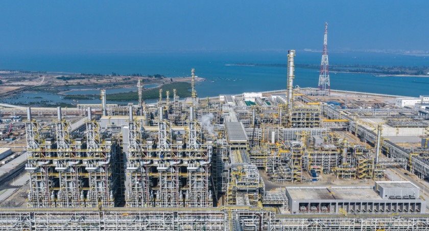 BASF Commissions Steam Cracker in China